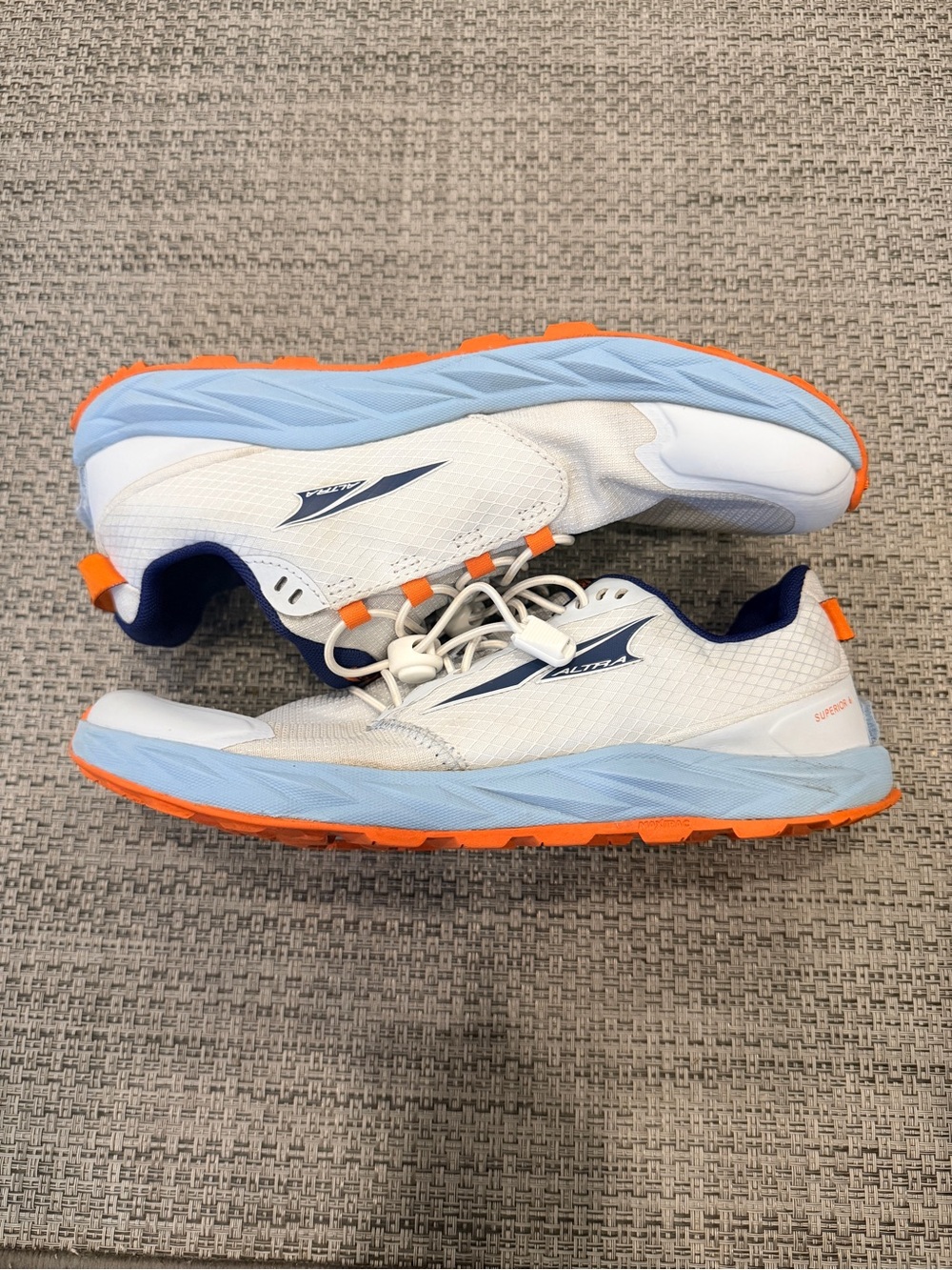 Altra Women's Superior 6 Trail Shoe - Picture 5 of 7